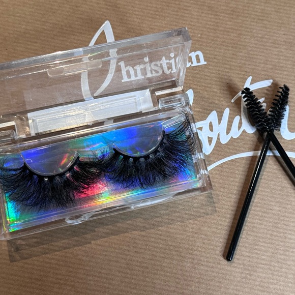 ✨1-10 or 2-18✨25mm 👌🏼Quality Lashes (comes with spool and info on upkeep) - Picture 8 of 15